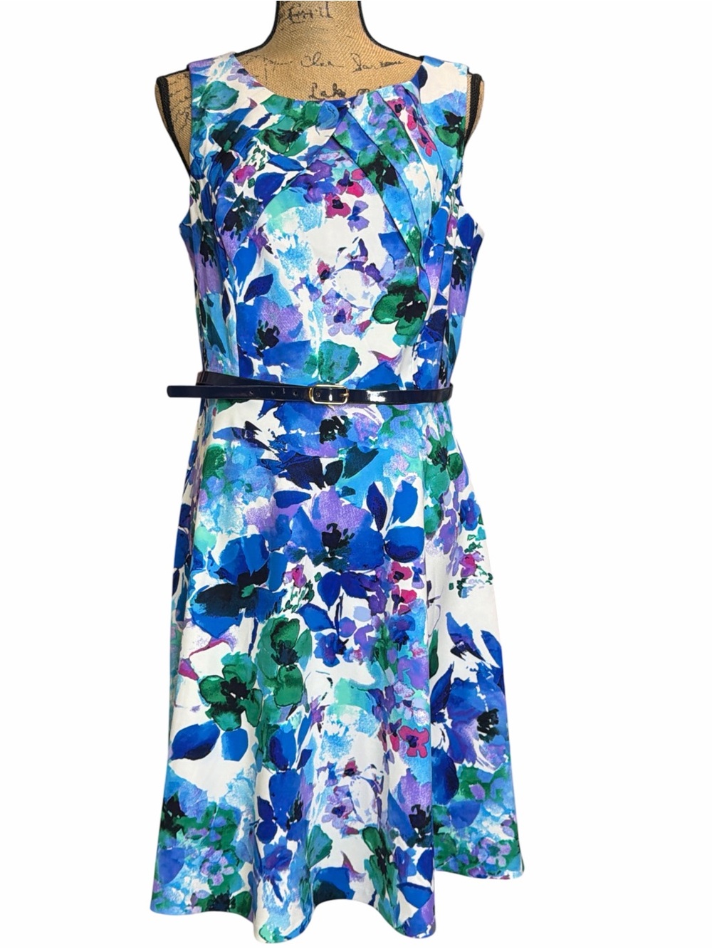 Dress Barn  Floral A-Line Sleeveless Dress in Blue & Green. NWT. SIZE 14